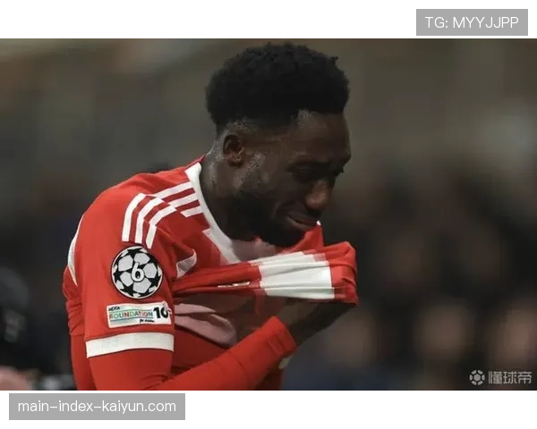 拜仁边后卫套上战术显威，戴维斯助攻绝杀体现宽度利用